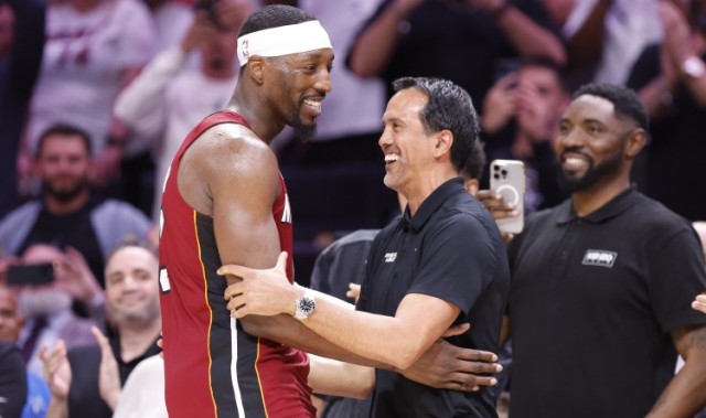 LOL电竞竞猜入口-韦德：我在游戏里都做不到83分&amp;只得了79分 所需心肺耐力难以置信