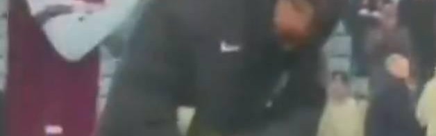 官方授权英雄联盟竞猜-首回合维拉球员在蓝桥庆祝，古斯托今天做出同款动作“报仇”