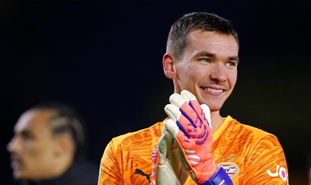 英雄联盟S15投注官网-埃因霍温官方：已从药厂买断门将科瓦日，与其签约四年半